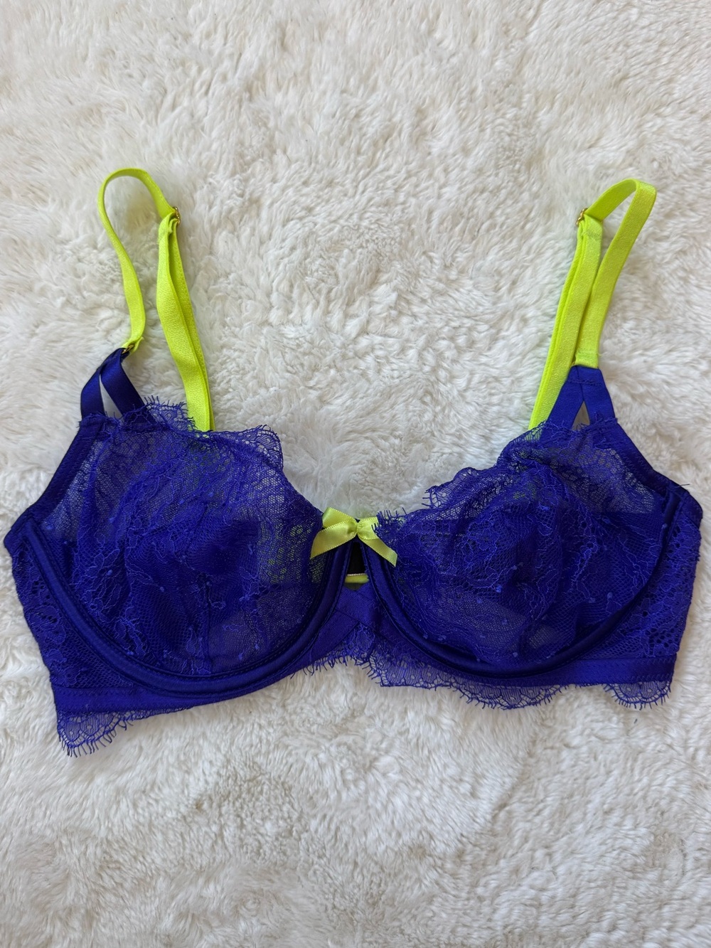 Victorias Secret Unlined Demi “Very Sexy” 32D